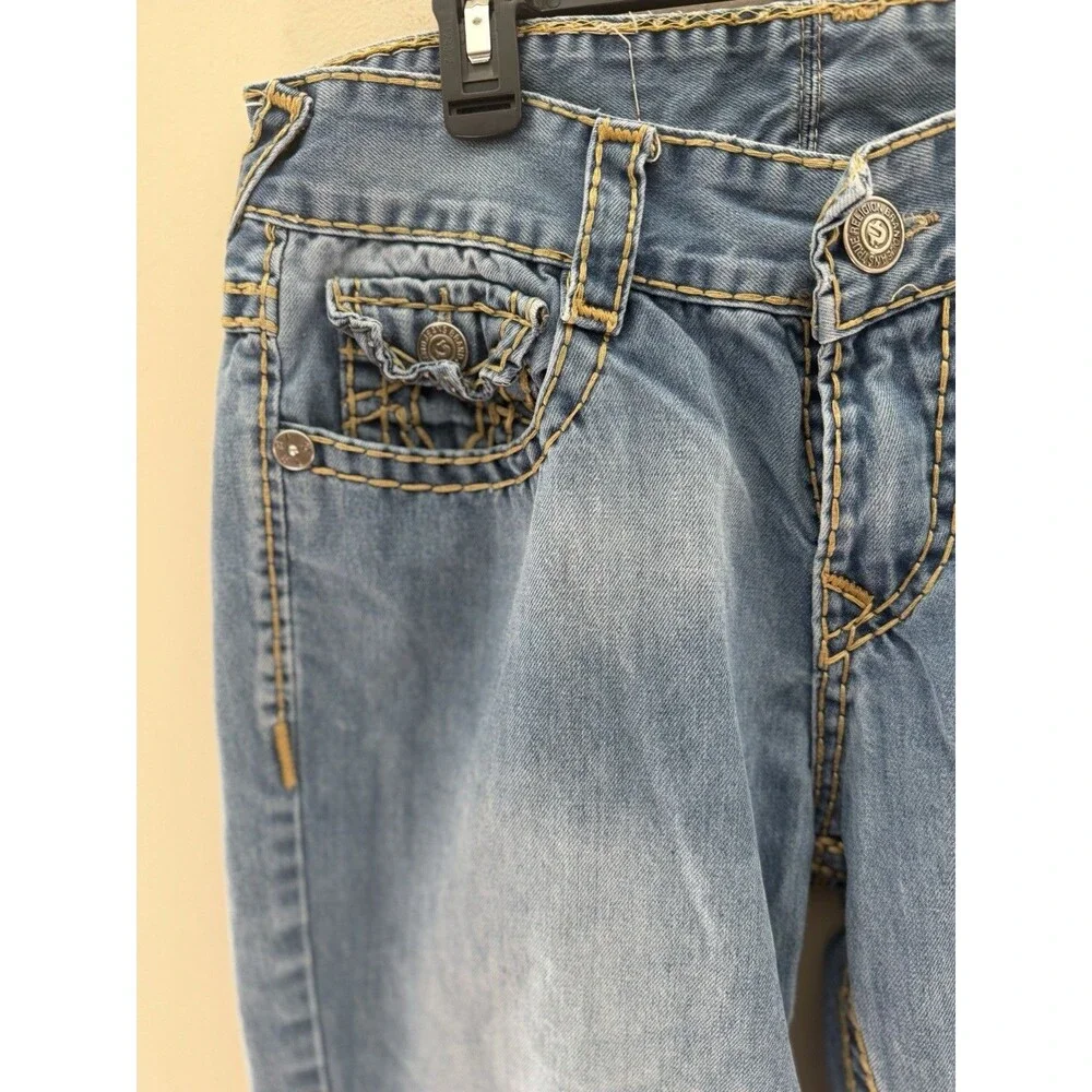 True Religion Jeans Men 34 Light Blue Big T Embroidered Straight Made in Vietnam